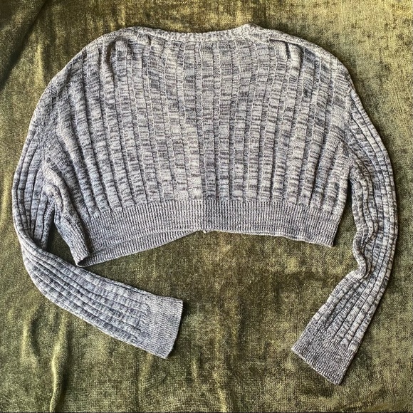 Grey Urban Outfitters Cropped Cardigan - Picture 5 of 5